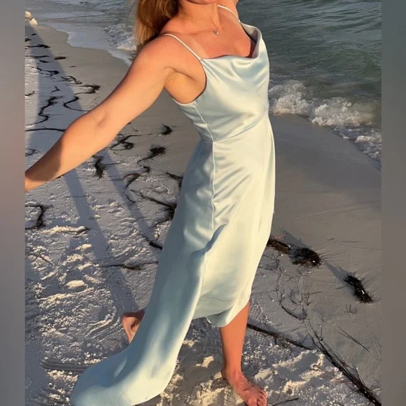 Light Blue Bridesmaid / Wedding Guest Silk Dress Only Worn Once - Picture 5 of 6